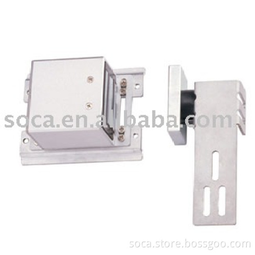 Magnetic lock for sliding door